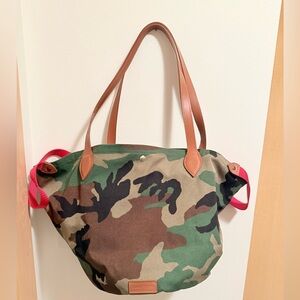 Parker Thatch Magic Bag in Camo - new!